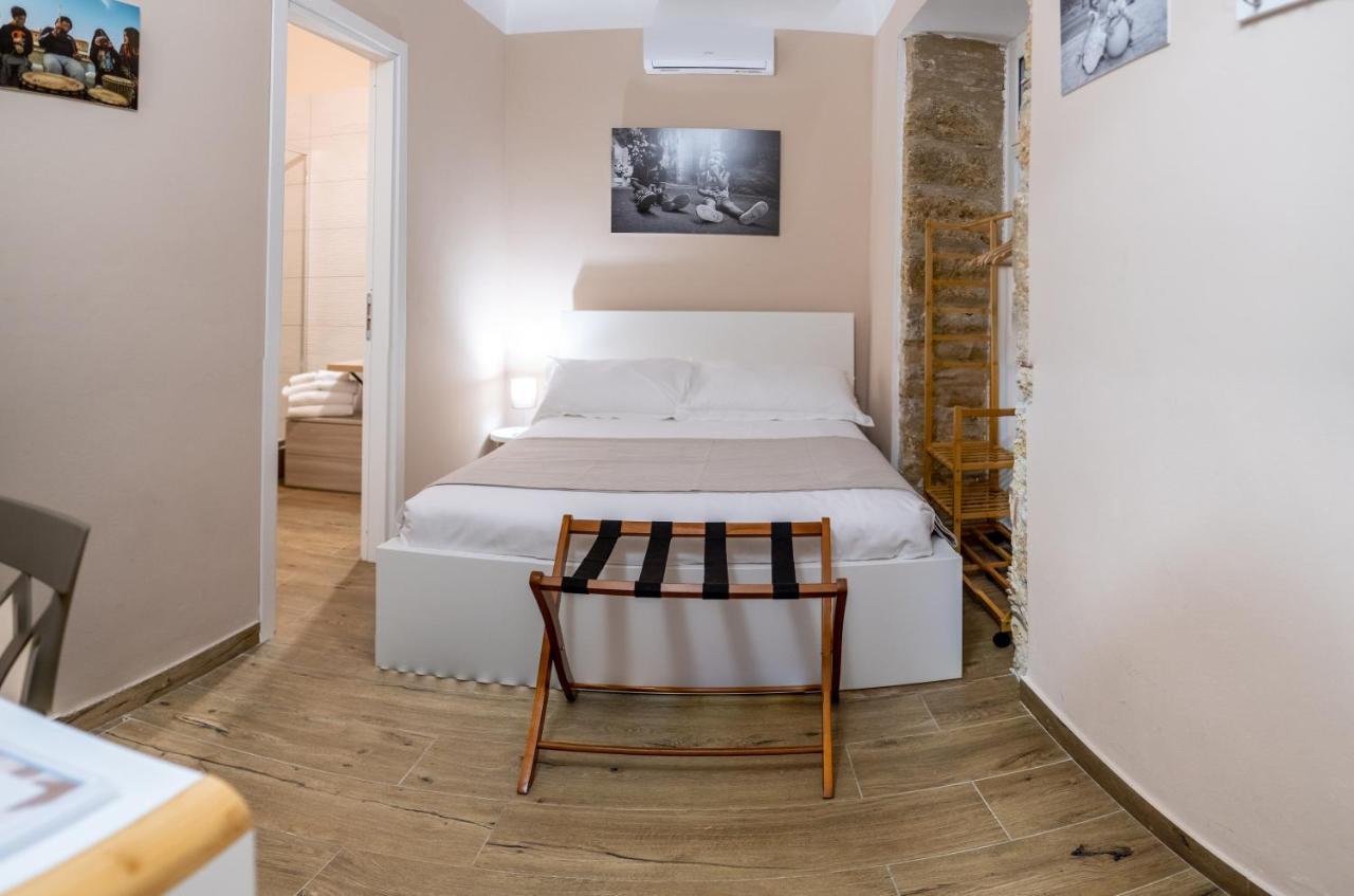 I Quattru Vuci Rooms Παλέρμο Εξωτερικό φωτογραφία